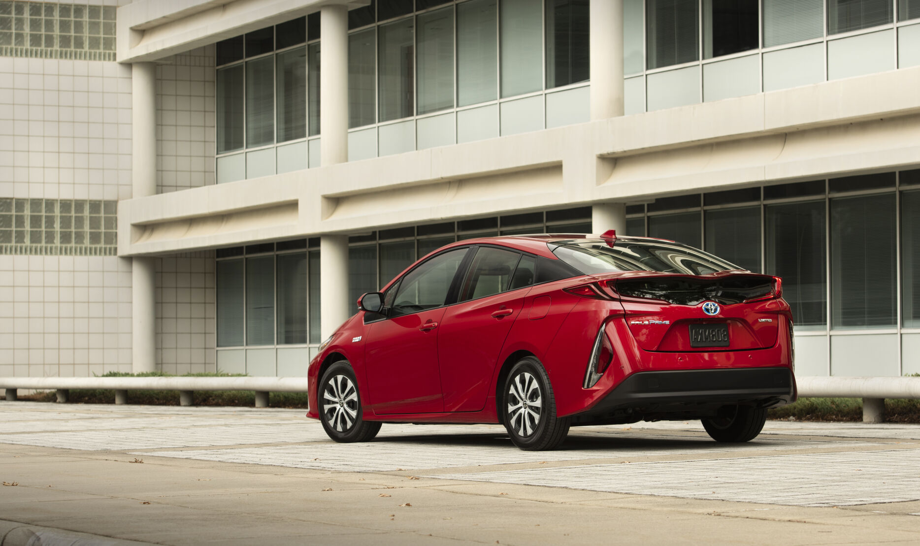 2021_Prius_Prime_Red_009.jpg